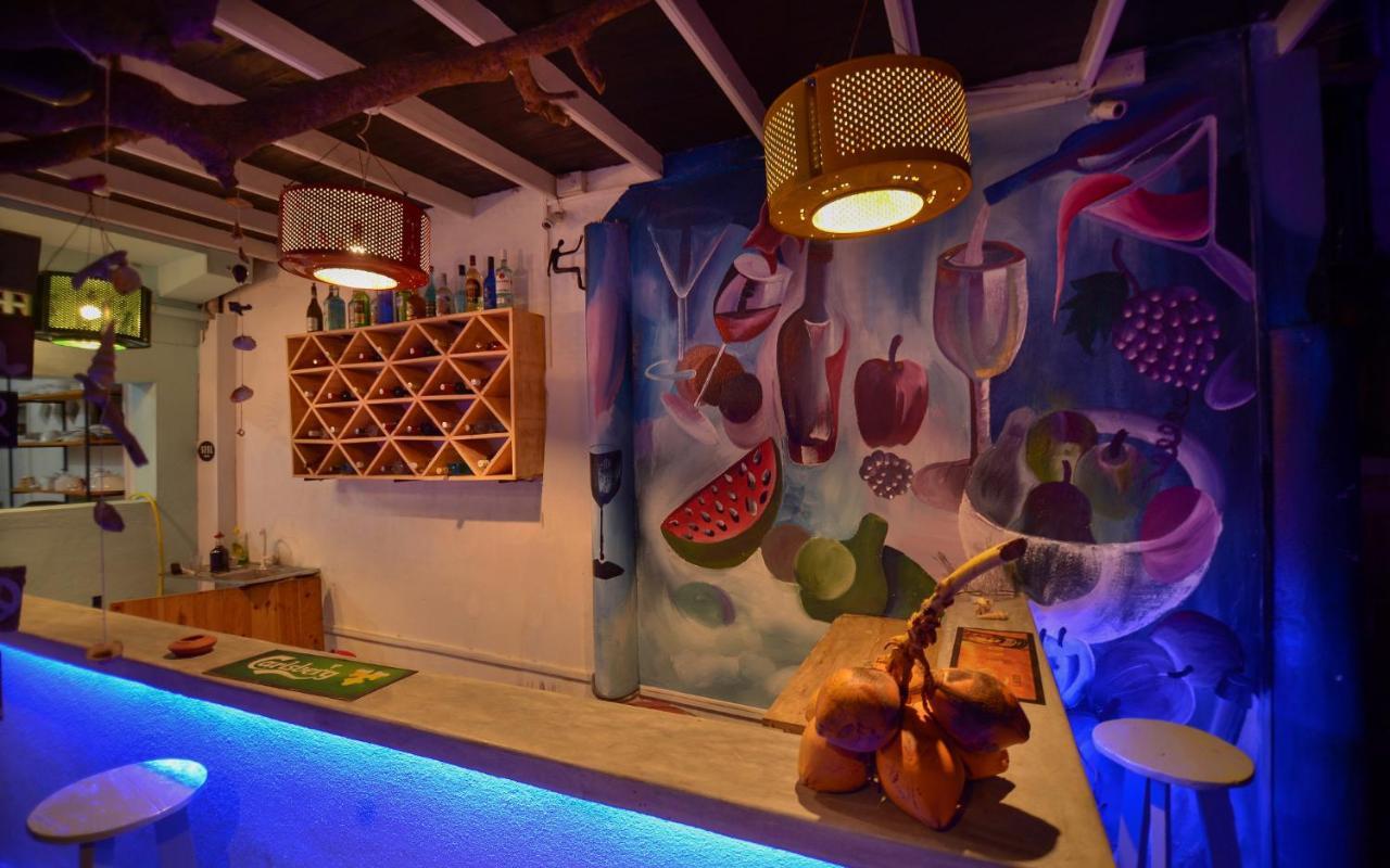 Hotel Palm Leaf Surf Cafe Galle Esterno foto